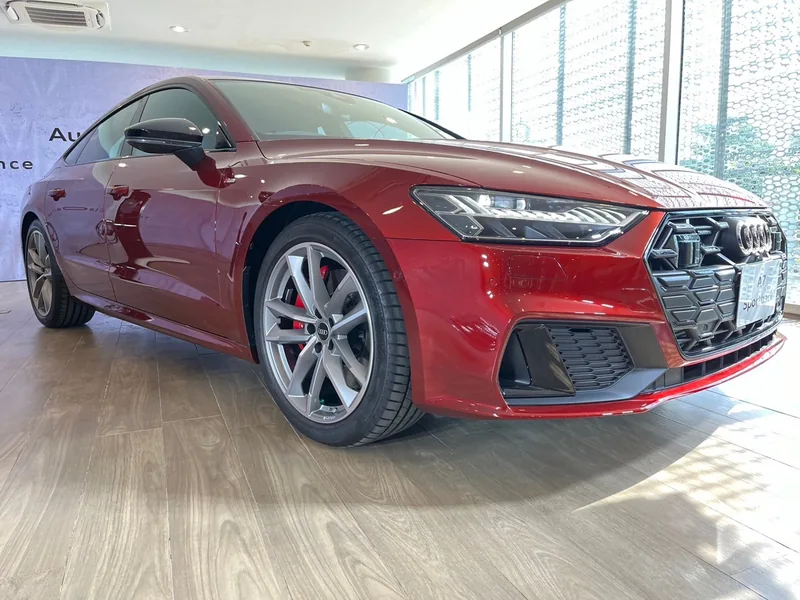 Audi A7 ราคาและรีวิว