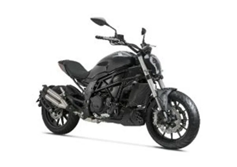 Benelli 502C ราคาและรีวิว