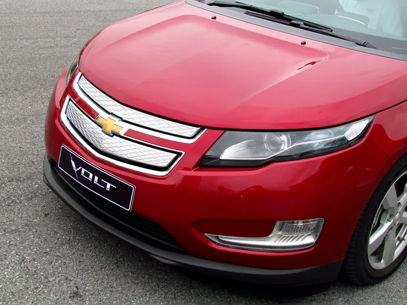 Chevrolet Volt ราคาและรีวิว