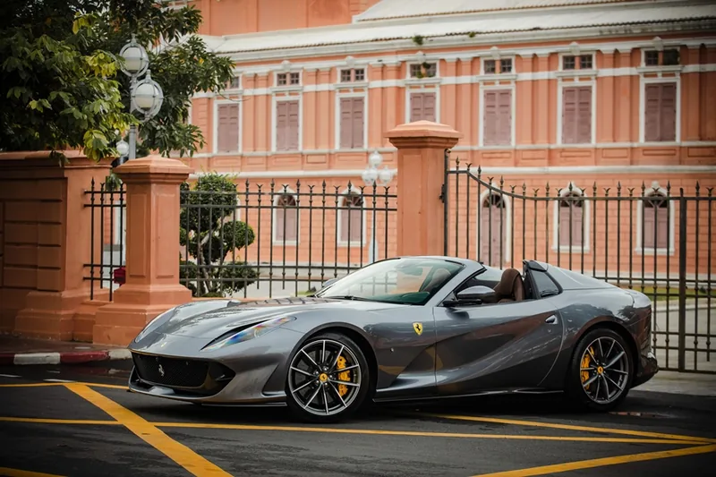 Ferrari 812 Gts ราคาและรีวิว
