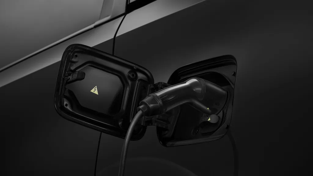 Aion GAC M8 photo 5