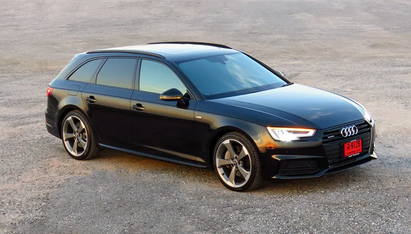 Audi A4 Avant 45 photo 4