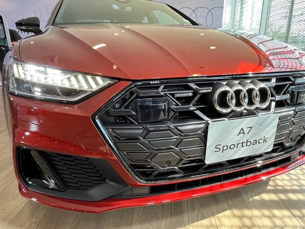 Audi A7 photo 2