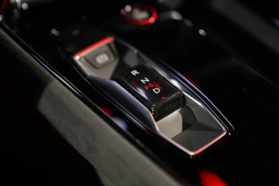 Audi e-tron photo 3