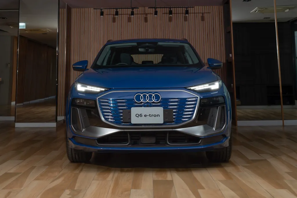 Audi Q6