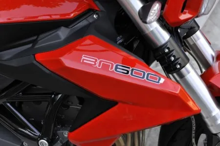 Benelli Bn 600I photo 7