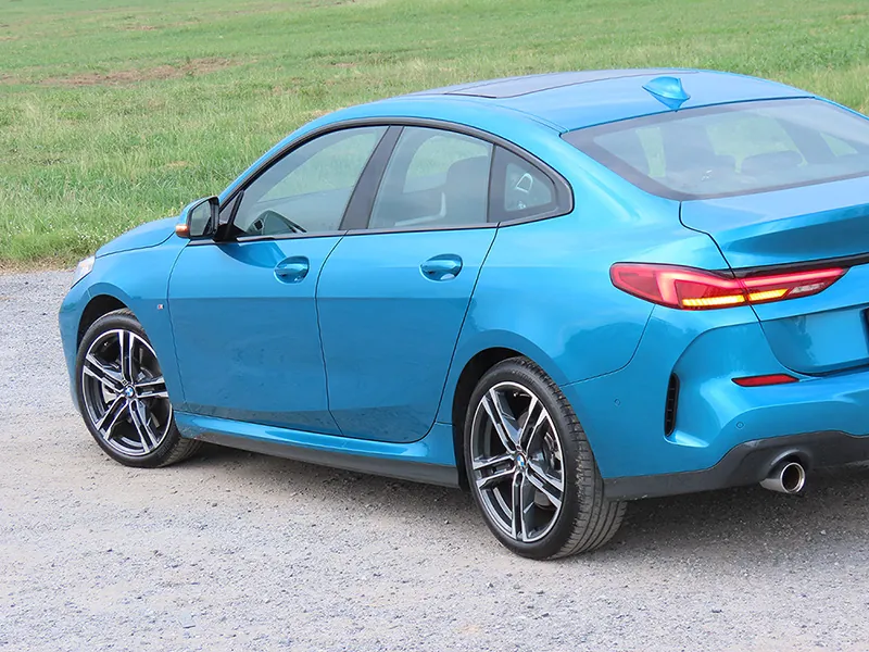 BMW 220I Gran Coupe photo 2