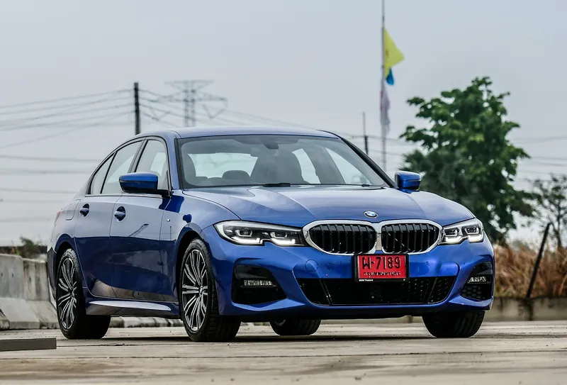 BMW 330I M Sport photo 8