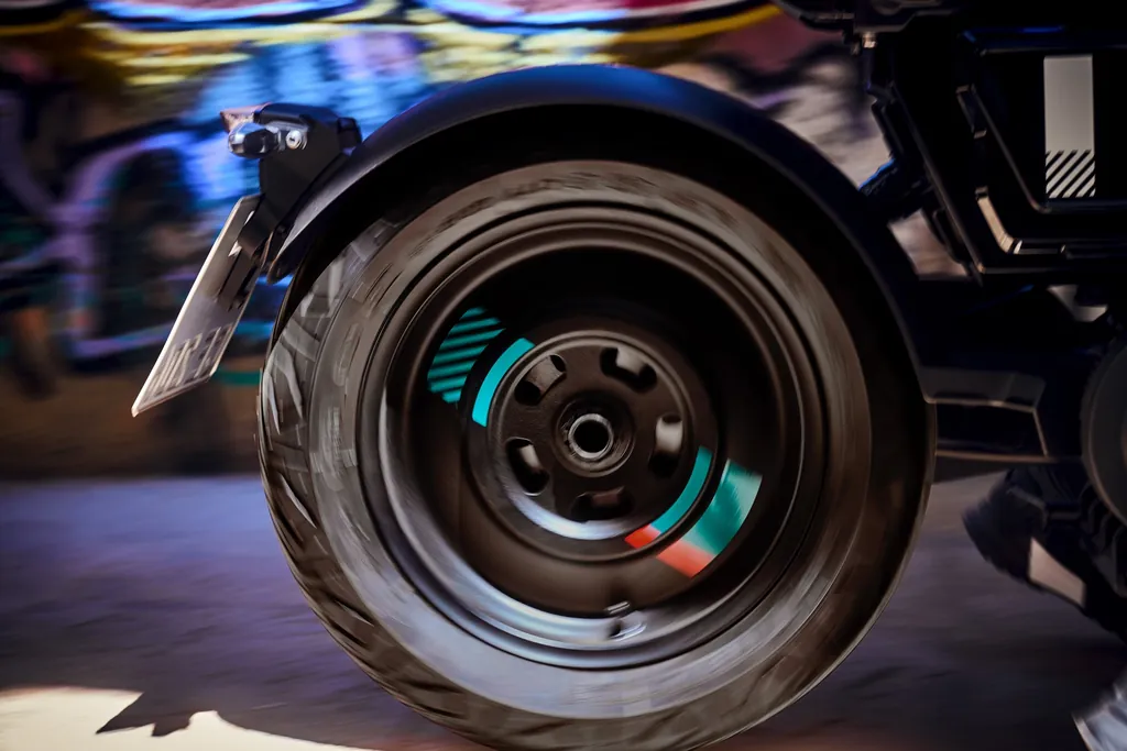 BMW Ce photo 6