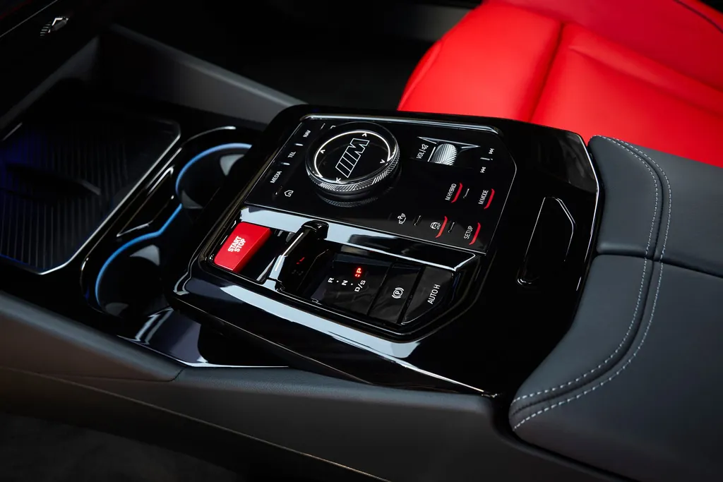 BMW M5 photo 2