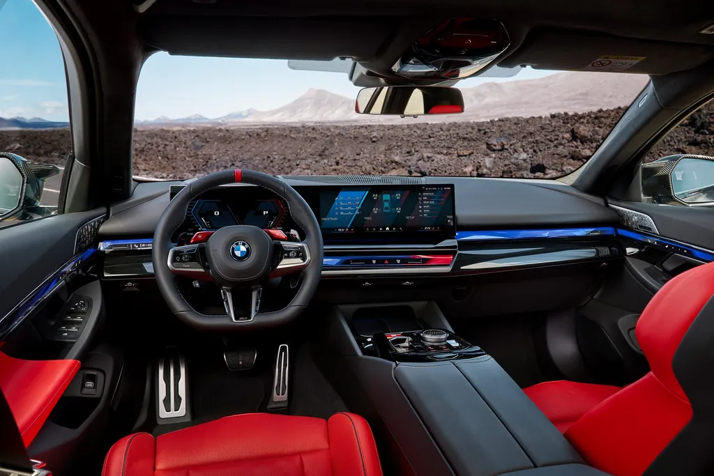 BMW M5 photo 4