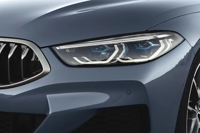BMW M8 photo 3