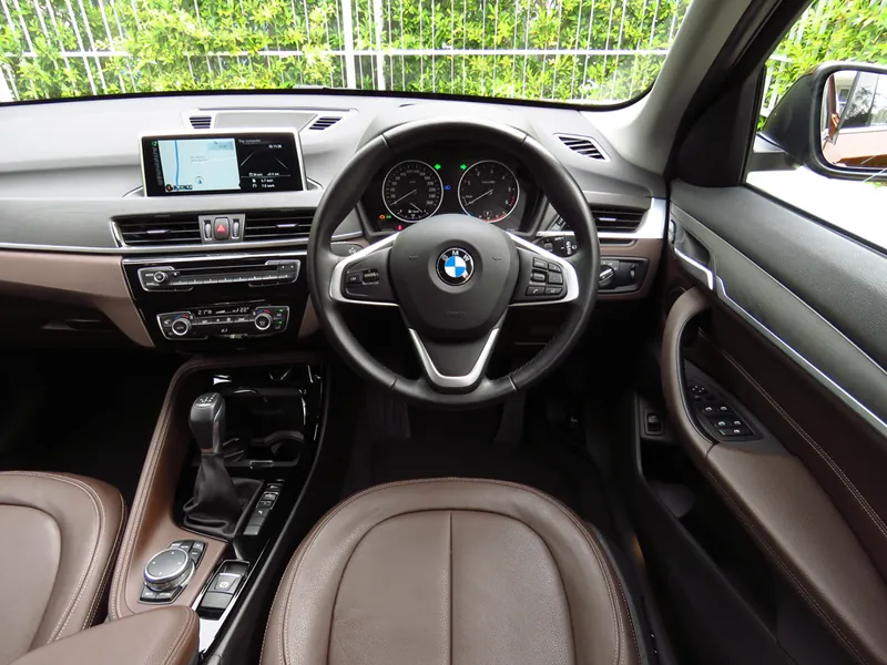 BMW X1 photo 12