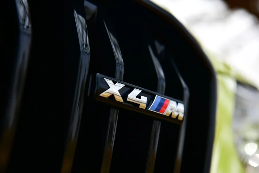 BMW X4 photo 3
