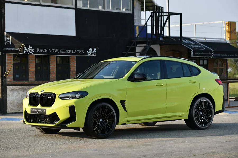 BMW X4 photo 4