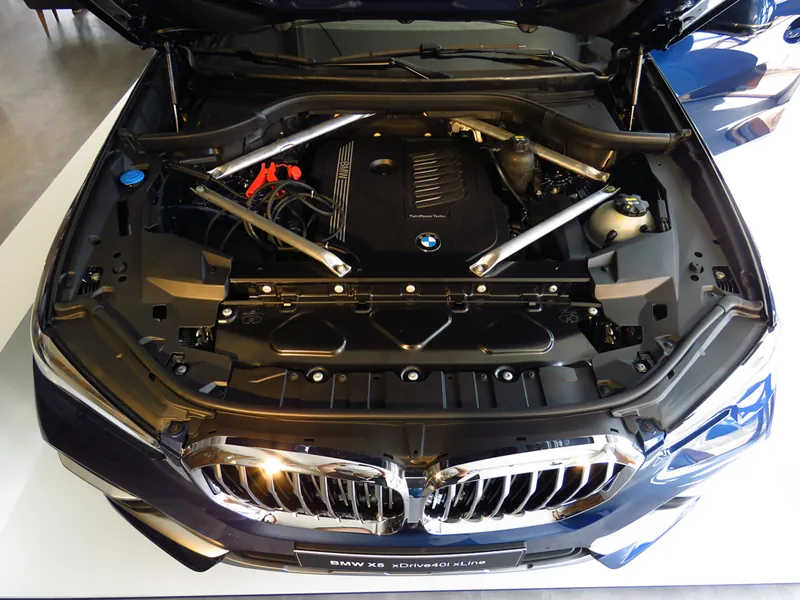 BMW X5 photo 4
