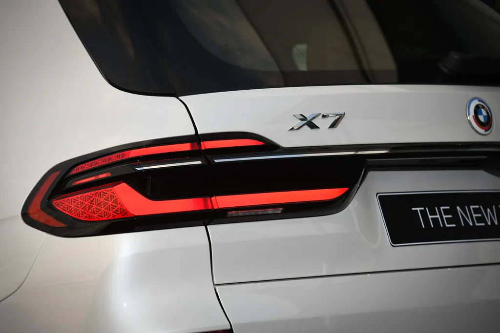BMW X7 photo 5