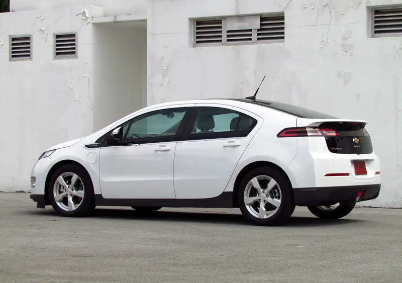 Chevrolet Volt photo 4