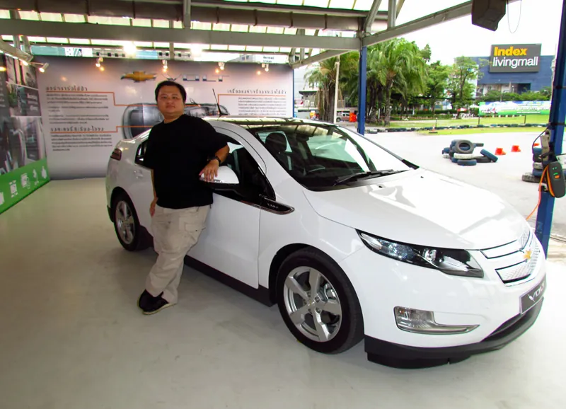 Chevrolet Volt photo 2