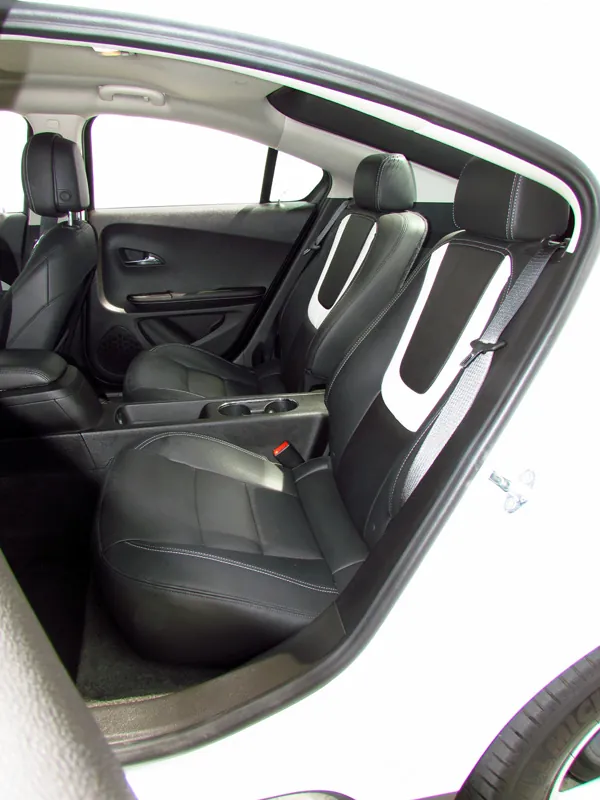 Chevrolet Volt photo 7