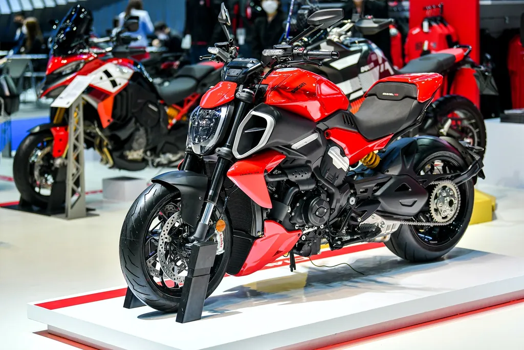 Ducati Diavel photo 3