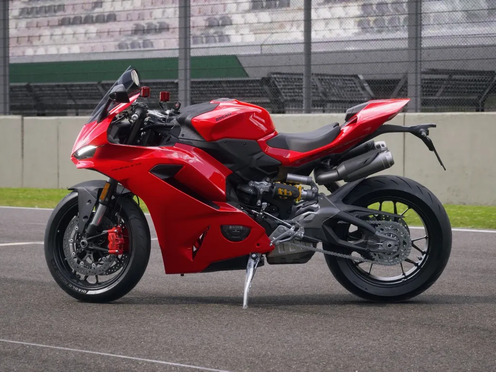 Ducati Panigale photo 3