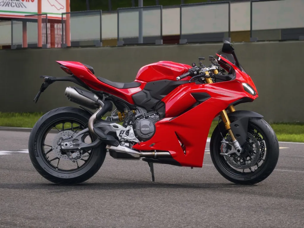 Ducati Panigale photo 2