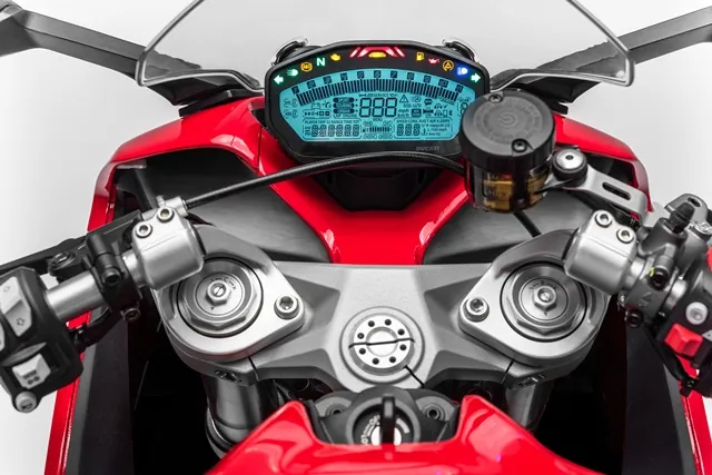 Ducati Supersport photo 2