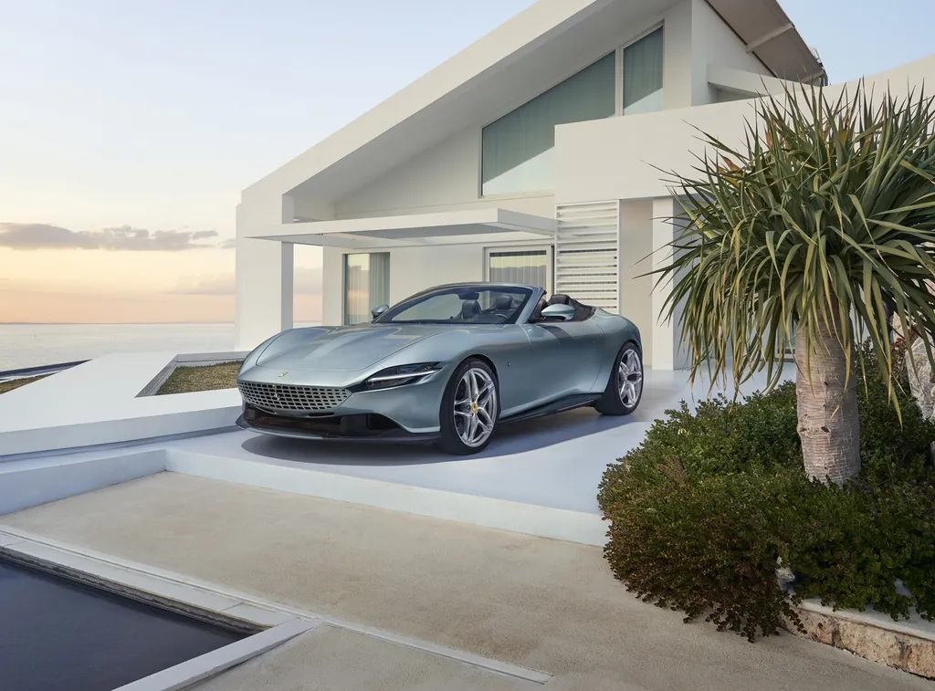 Ferrari Roma photo 6