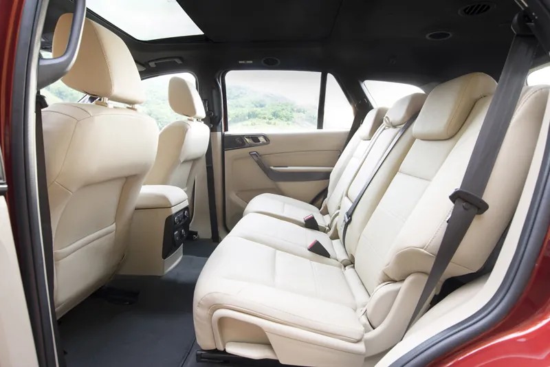 Ford Everest photo 7