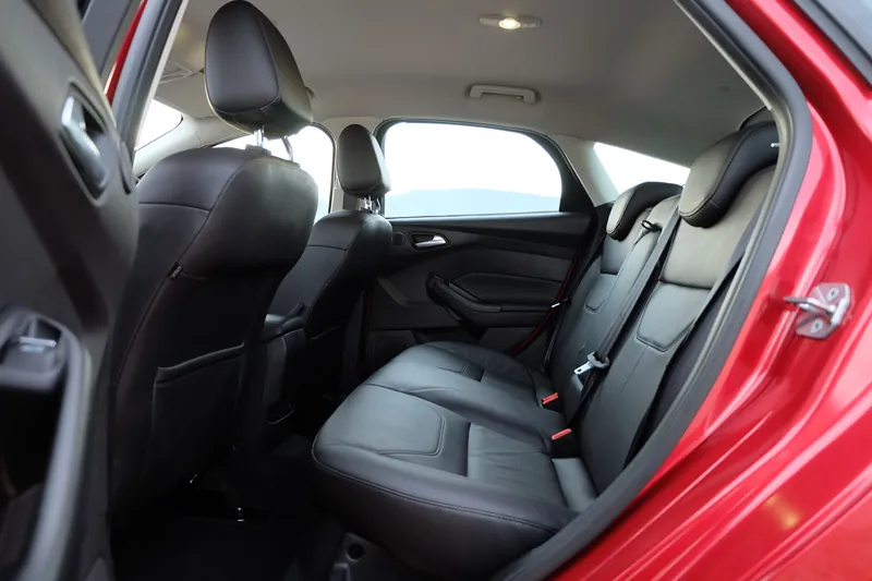 Ford Focus Ecoboost Turbo photo 6