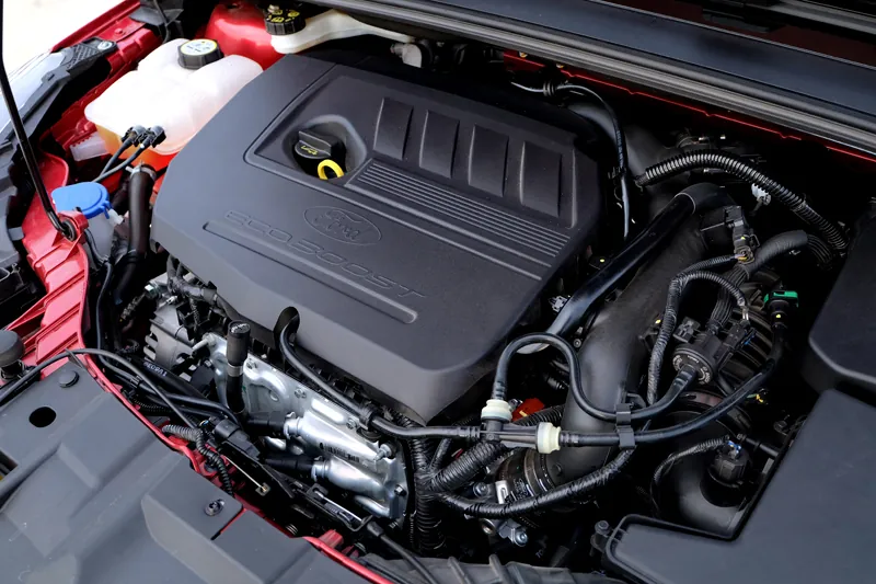 Ford Focus Ecoboost Turbo photo 12