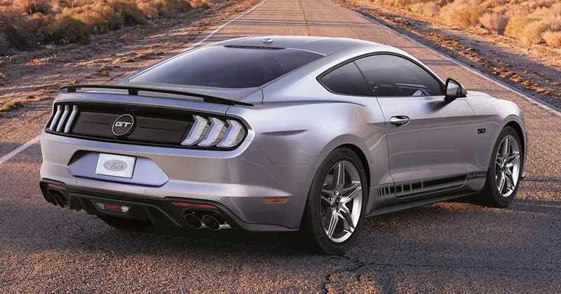 Ford Mustang photo 9