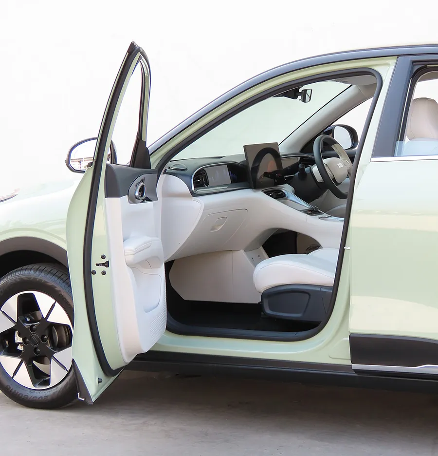 Geely EX2 photo 9