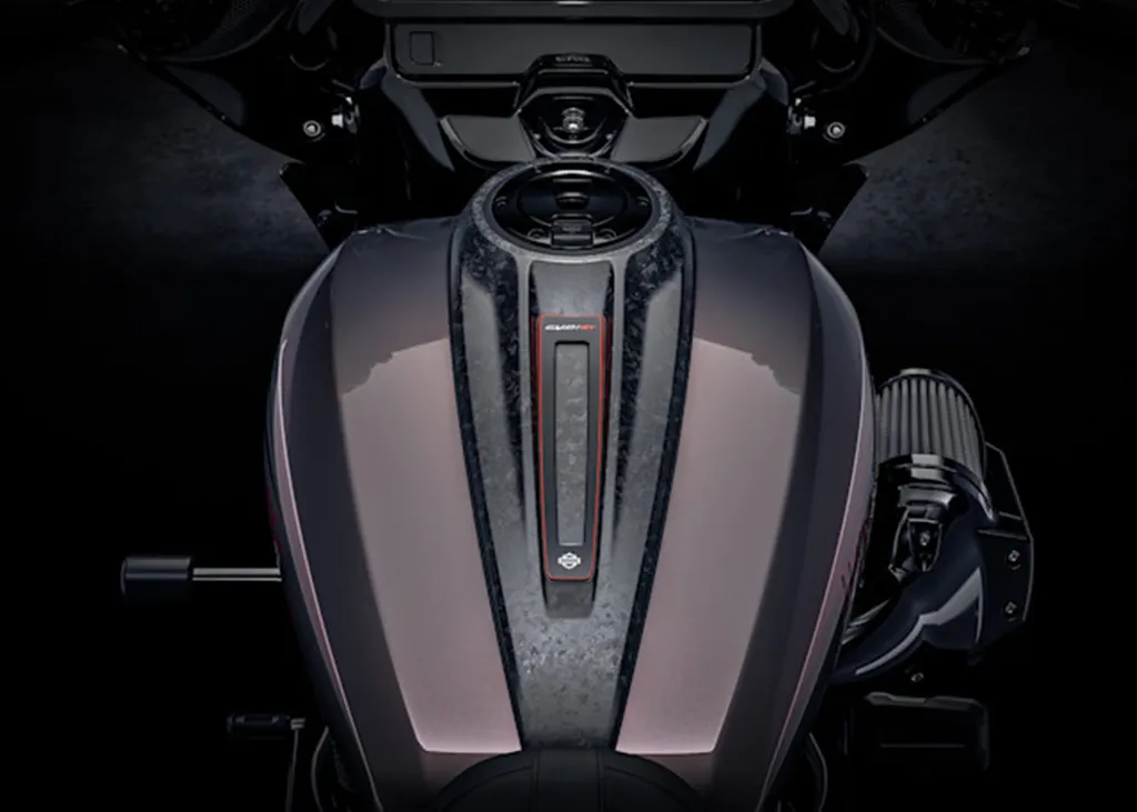 Harley Davidson Cvo photo 3