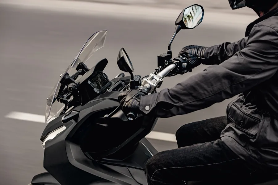 Honda Adv150