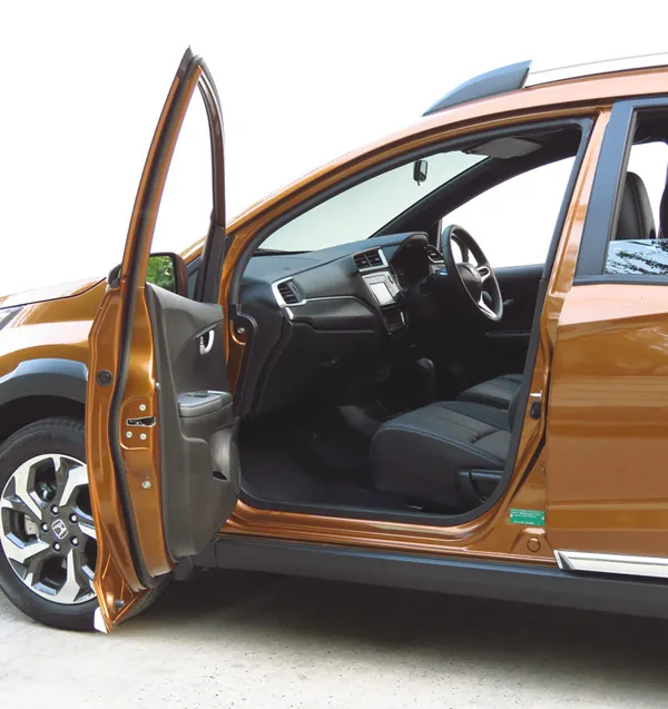 Honda BR-V photo 11
