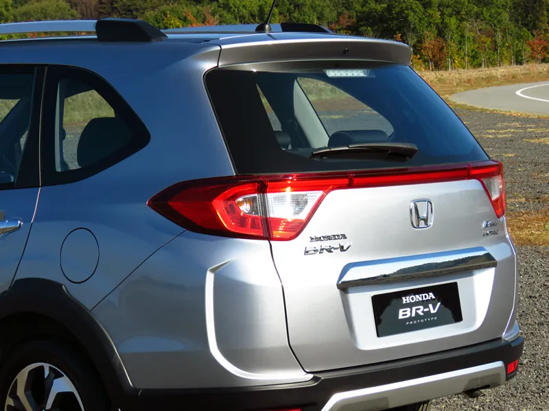 Honda BR-V photo 2