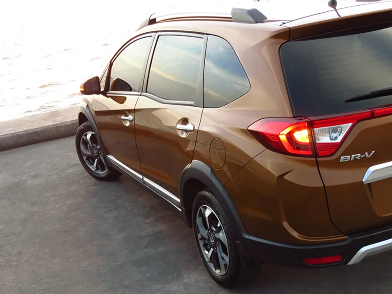Honda BR-V photo 4