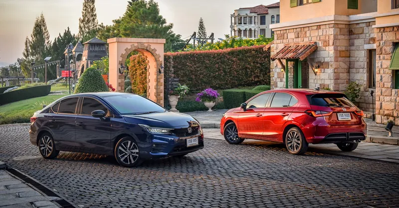 Honda City Ehev And photo 2
