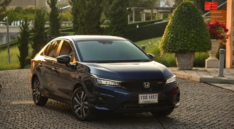 Honda City Ehev And photo 5