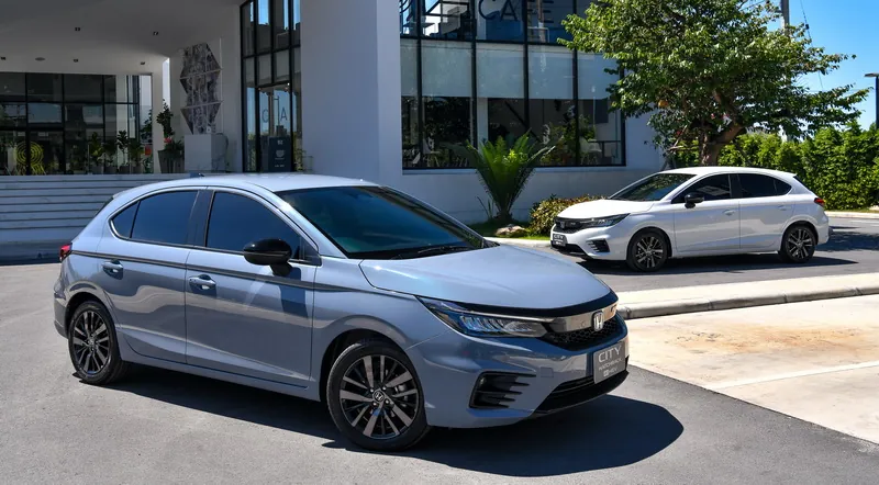 Honda City Hatchback Ehev photo 3
