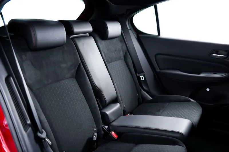 Honda City Hatchback Ehev photo 8