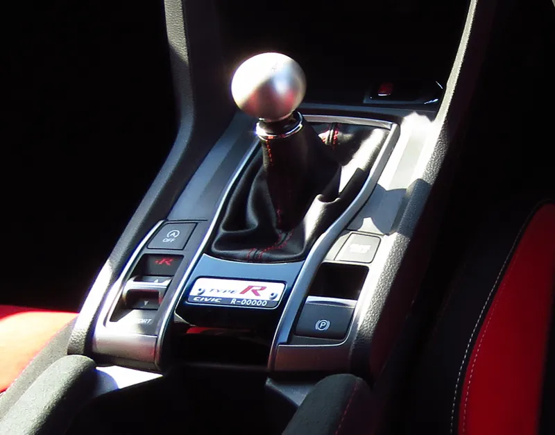 Honda Civic Type R photo 9