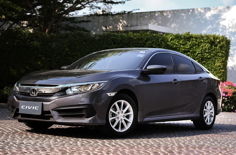 Honda Civic Turbo 15RS photo 9