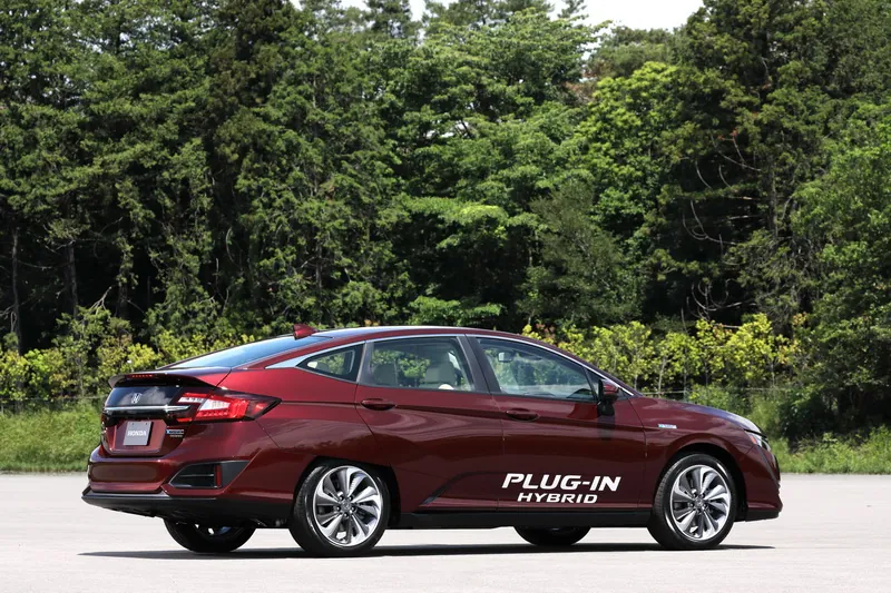 Honda Clarity photo 12