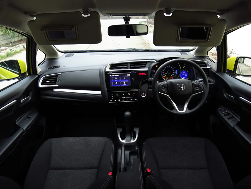 Honda Jazz photo 12