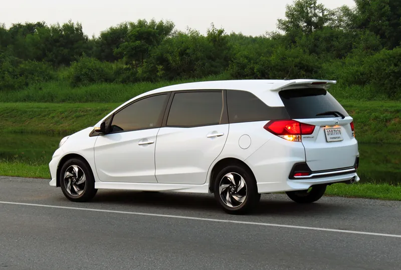 Honda Mobilio photo 5