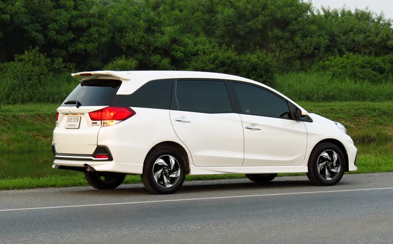 Honda Mobilio photo 7