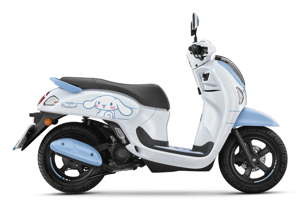 Honda Scoopy photo 5